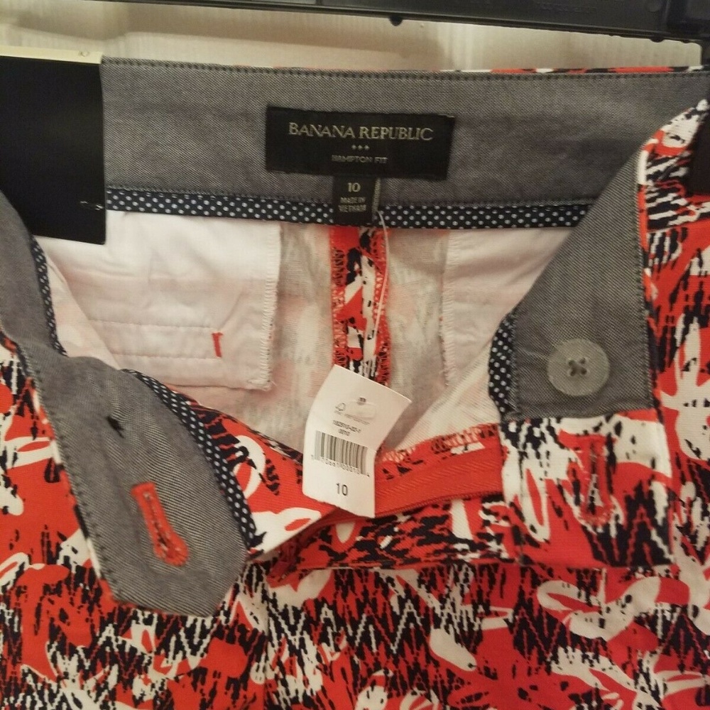 ** 2 / $15 *NWT Banana Republic Shorts Hampton Fit - Picture 3 of 3